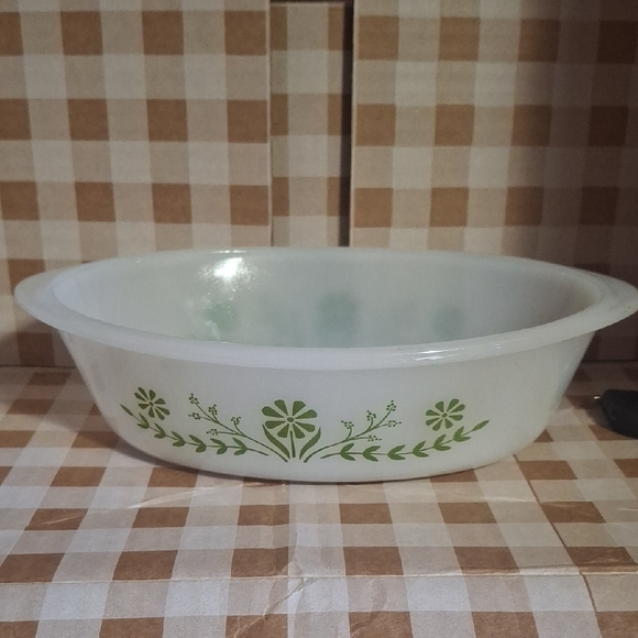 glassbake Other - Vintage Floral White and Green Serving Bowl 1Q
